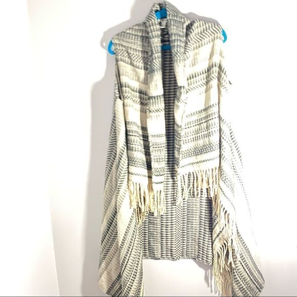 Mudd Women’s Open Front Blanket OS Duster Cardigan - Picture 2 of 5